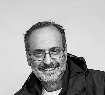 Зарий Черняк — о взаимном присасывании судов, идущих параллельным курсом