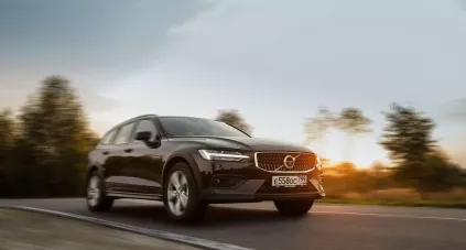 Volvo V60 Cross country — настоящий универсал