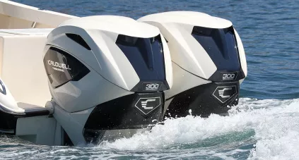 Caudwell Axis 300