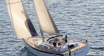 Hallberg-Rassy 57