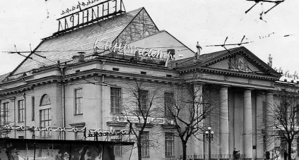 110 лет с городом на Неве