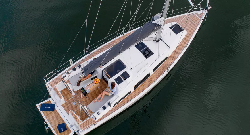 Паруса на Hanse 348 держали нагрузку при скорости ветра 20 узлов - фото