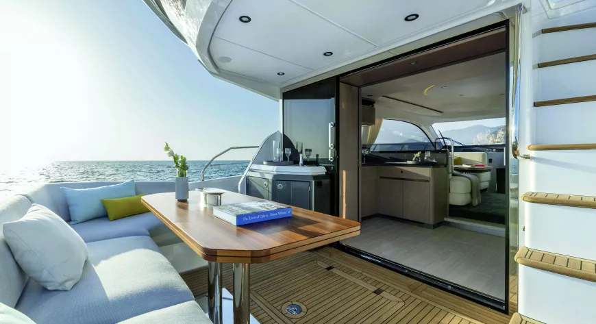 AZIMUT YACHTS: Четыре премьеры - фото 3