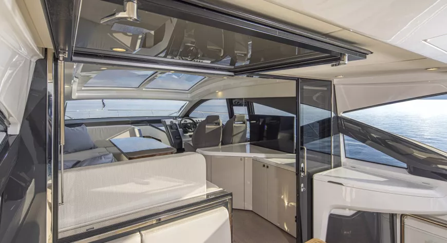 Fairline Targa 45 GT. Контрапункты популярного проекта - фото 8