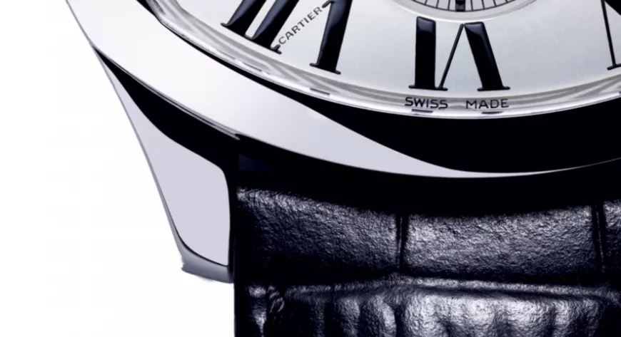 Самая простая
версия Drive
de Cartier имеет
автоматический
механизм Calibre
1904-PS MC
и стальной корпус
диаметром 40 мм - фото