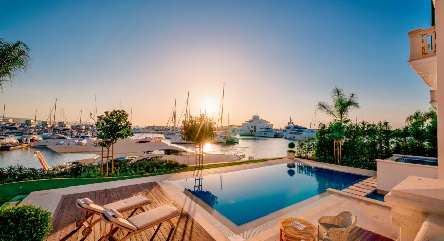 Limassol Marina — 
проект, включающий 
жилые здания и марину для 
суперяхт - фото