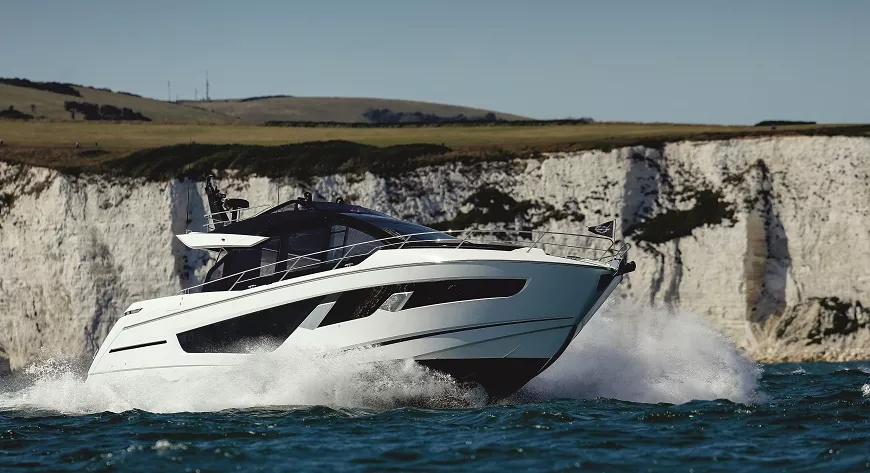 Sunseeker 65 Sport Yacht. Первый тест-драйв - фото 1