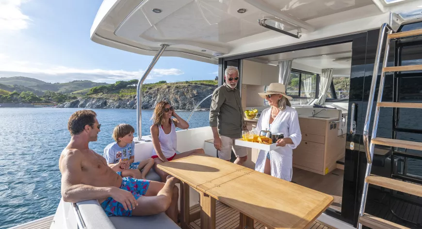 Beneteau. Swift Trawler - фото 8