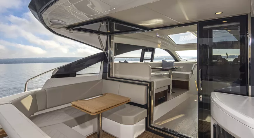 Fairline Targa 45 GT. Контрапункты популярного проекта - фото 12