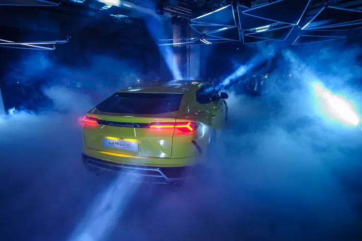 Lamborghini Urus - фото 6
