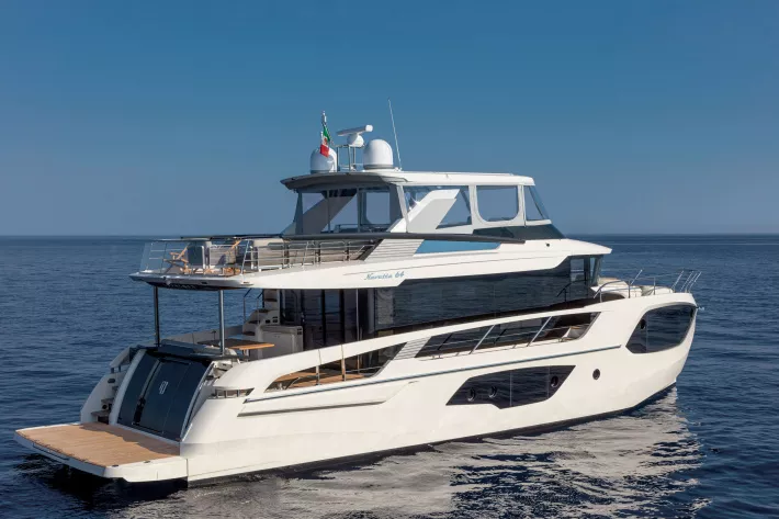 Absolute Navetta 64, за короткий срок собравшая несколько престижных наград - фото