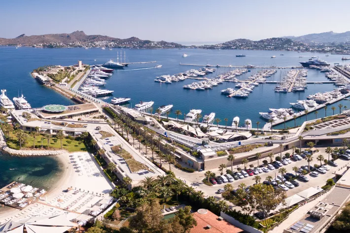 YALIKAVAK MARINA. Всё для вас! - фото 2