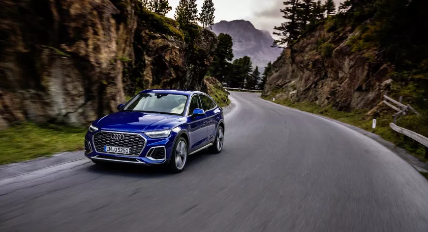 Audi Q5 Sportback - фото 1