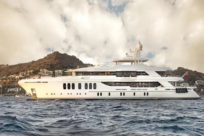 Liquid Sky, 47 м (СMB Yachts) - фото