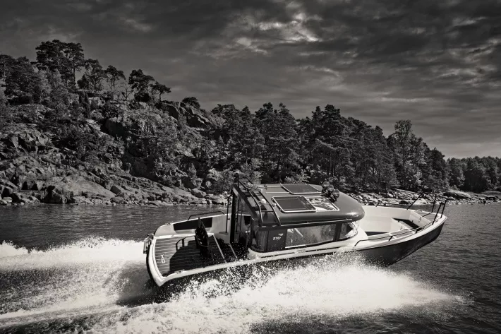 Скорость 
и маневренность — объективно сильные стороны XO Boats - фото