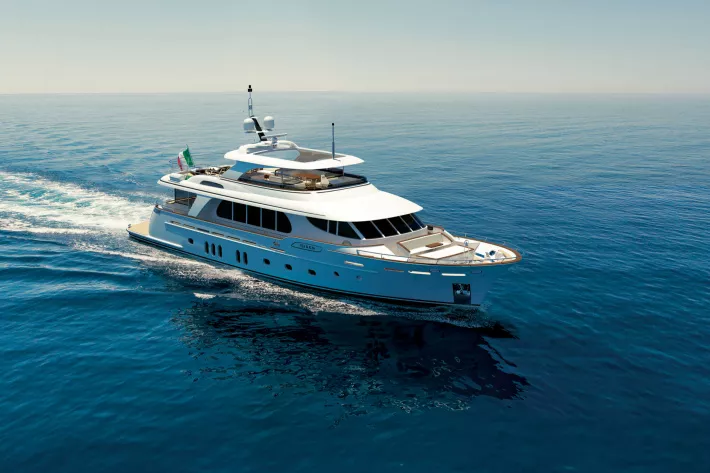 Vanadis уже получила премии Boat International Awards и World Yacht Trophies как самая экологичная моторная яхта - фото