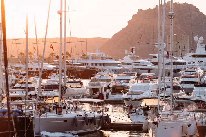YALIKAVAK MARINA. Всё для вас! - фото 3