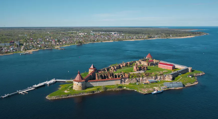 Крепость Орешек - фото