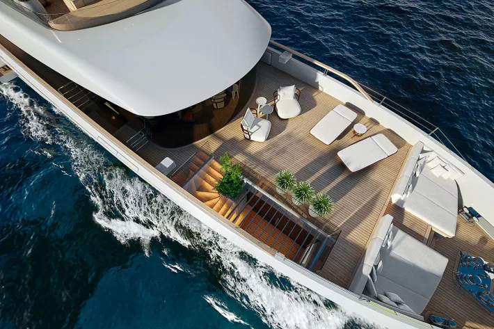 Носовая палуба Sirena 35 M - фото