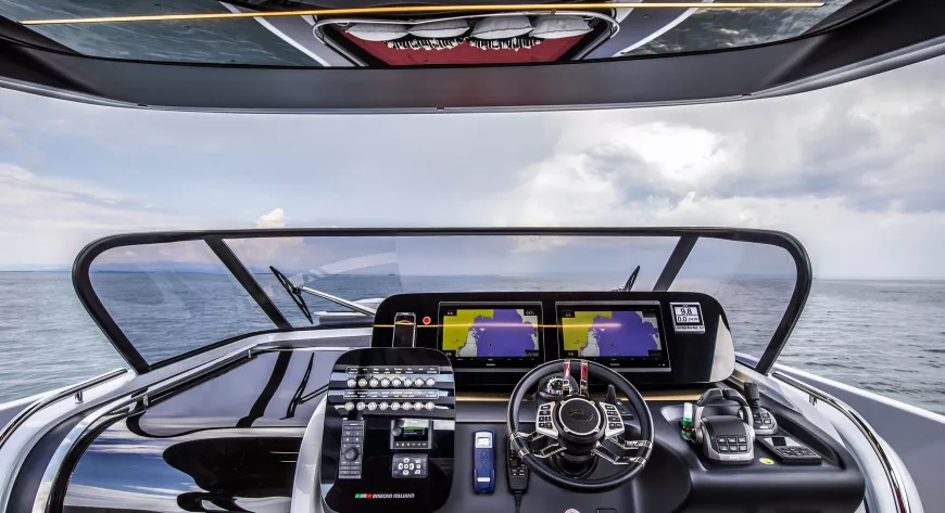 Cranchi A46 Luxury Tender. Начало новой линейки? - фото 7