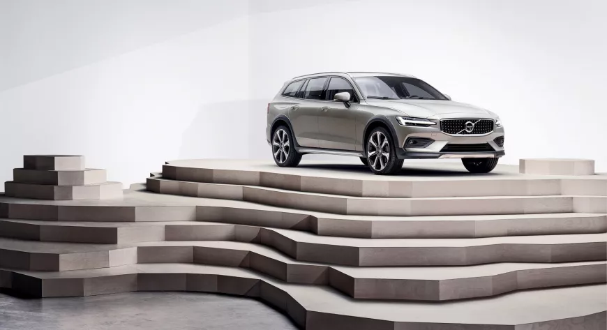 Volvo V60 Cross country — настоящий универсал - фото 1