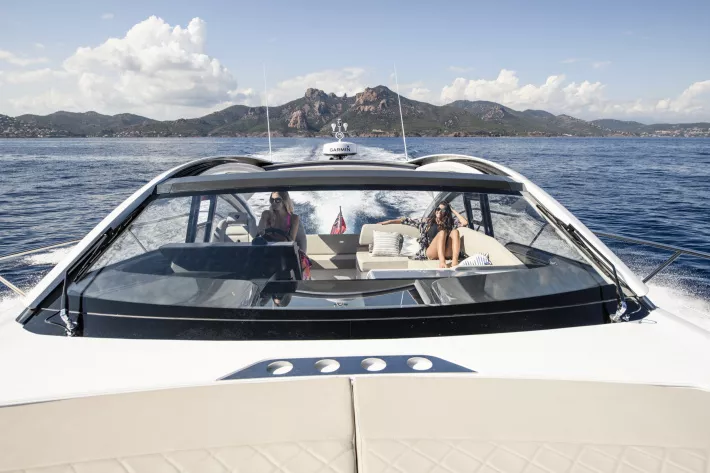 Fairline Targa  43 Open - фото 7