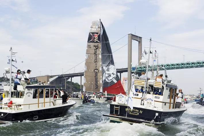 Лодки Targa встречают
в Гётеборге флот Volvo Ocean
Race 2005/06 - фото