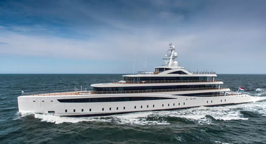 Суперяхта Feadship Viva станет флагманом выставочного флота MYS 2021 - фото