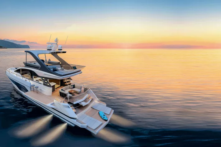 Fairline был одним из первых британских яхтенных брендов, представленных в России и СНГ - фото