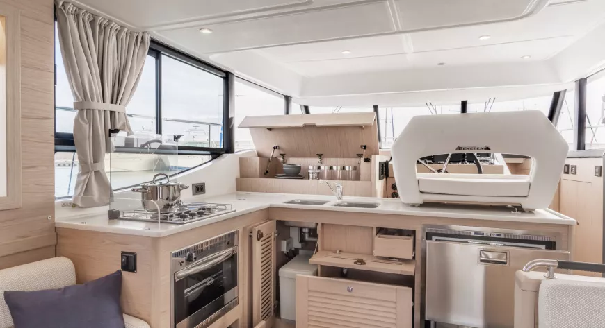 Beneteau. Swift Trawler - фото 5