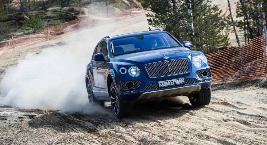 Функция Drive 
Dynamics добавляет 
режимы для 
бездорожья: «Грязь 
и колея» и «Песок». 
Еще два режима 
улучшают динамику 
на снегу, льду 
и гравии - фото