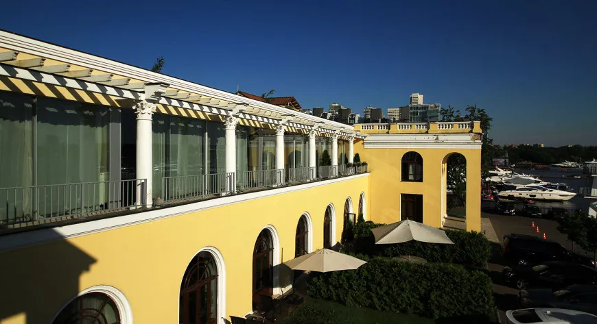 Royal Yacht Club - фото 3