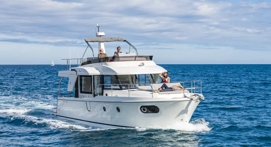 Beneteau. Swift Trawler - фото 3