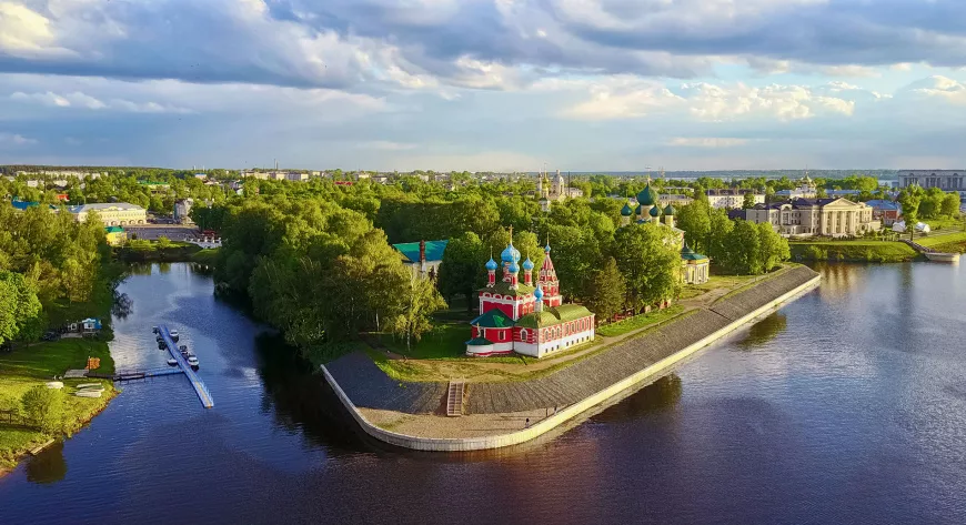 Углич. Церковь Димитрия на Крови - фото