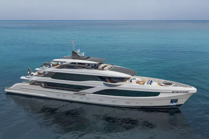 Majesty 145, которую начали строить несколько месяцев назад, — это проект бюро итальянского дизайнера Кристиано Гатто - фото