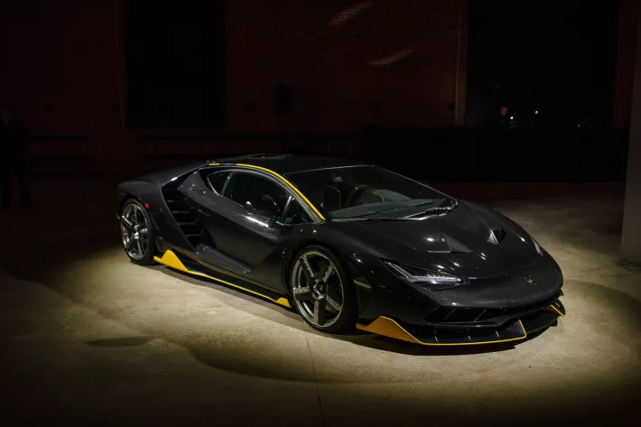 Lamborghini Centenario - фото
