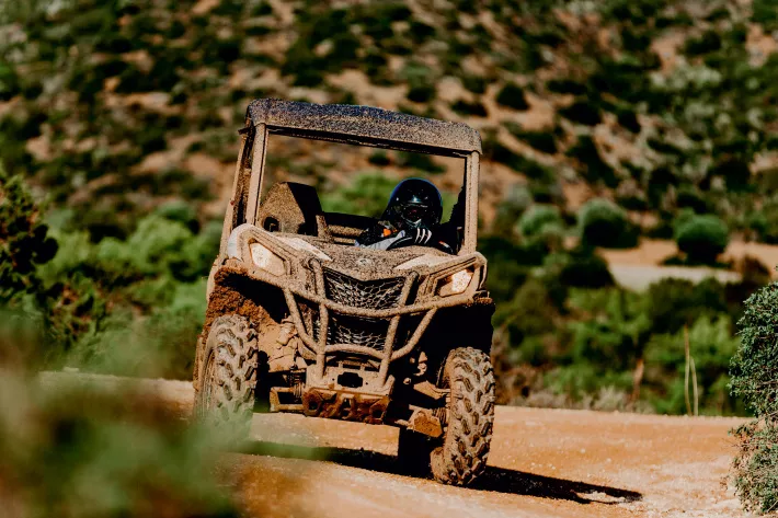 Анфас новый SSV очень похож 
на спортивный Maverick X3 - фото