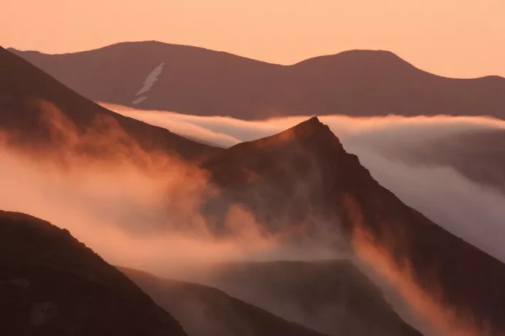 Туман над сопками - фото