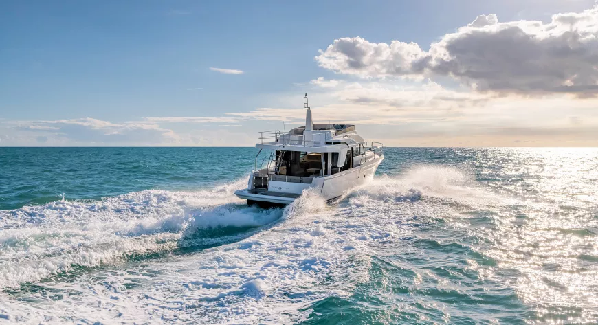 Beneteau. Swift Trawler - фото 2