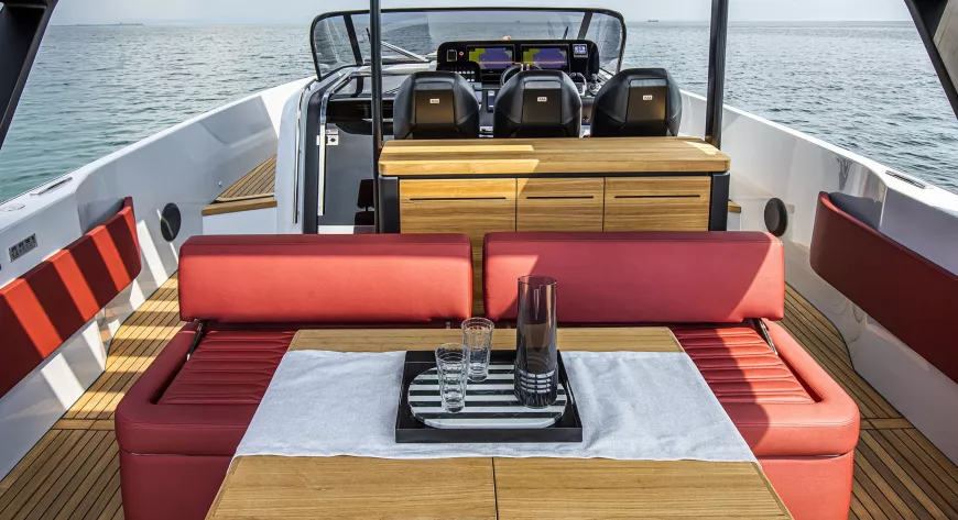 Cranchi A46 Luxury Tender. Начало новой линейки? - фото 6