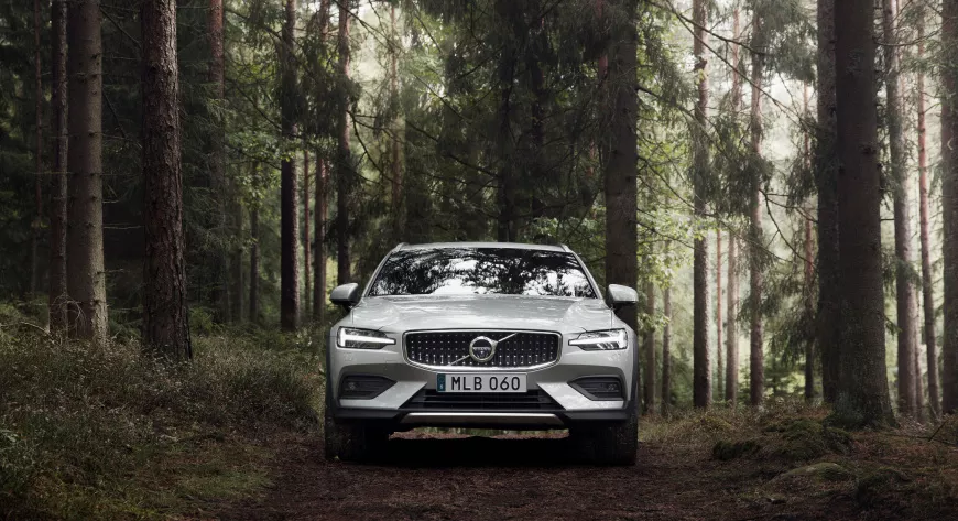 Volvo V60 Cross country — настоящий универсал - фото 7