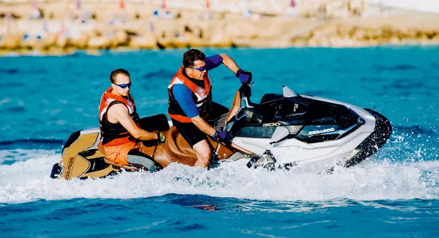 Трехместный 
Sea-Doo GTX Limited - фото