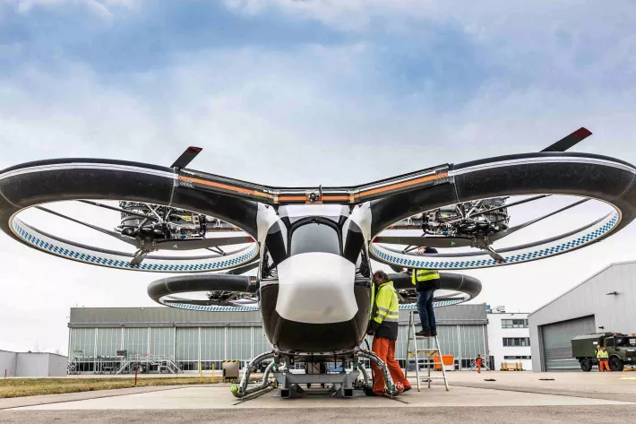 Прототип CityAirbus первого поколения был собран на заводе Airbus в Германии и впервые продемонстрирован в действии в июле 2020 года - фото