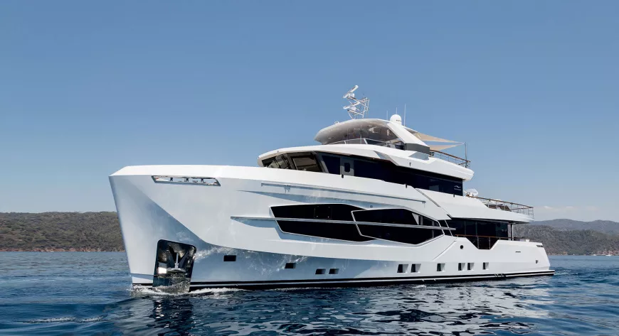Numarine 32XP - фото