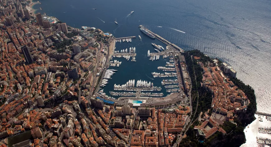 Порт Эркюль - фото