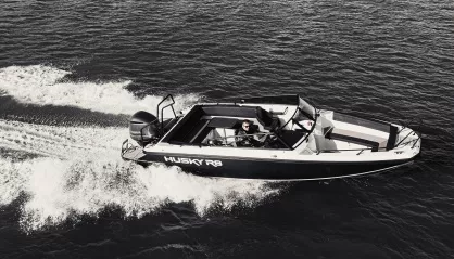 Катера типа deck boats