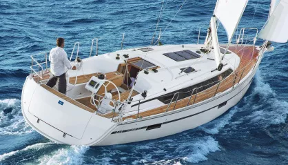 Bavaria Cruiser 37 
