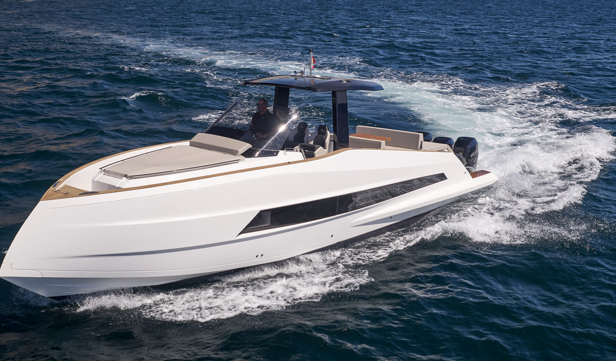 Катер Astondoa 377 Coupe Outboard - фото 1