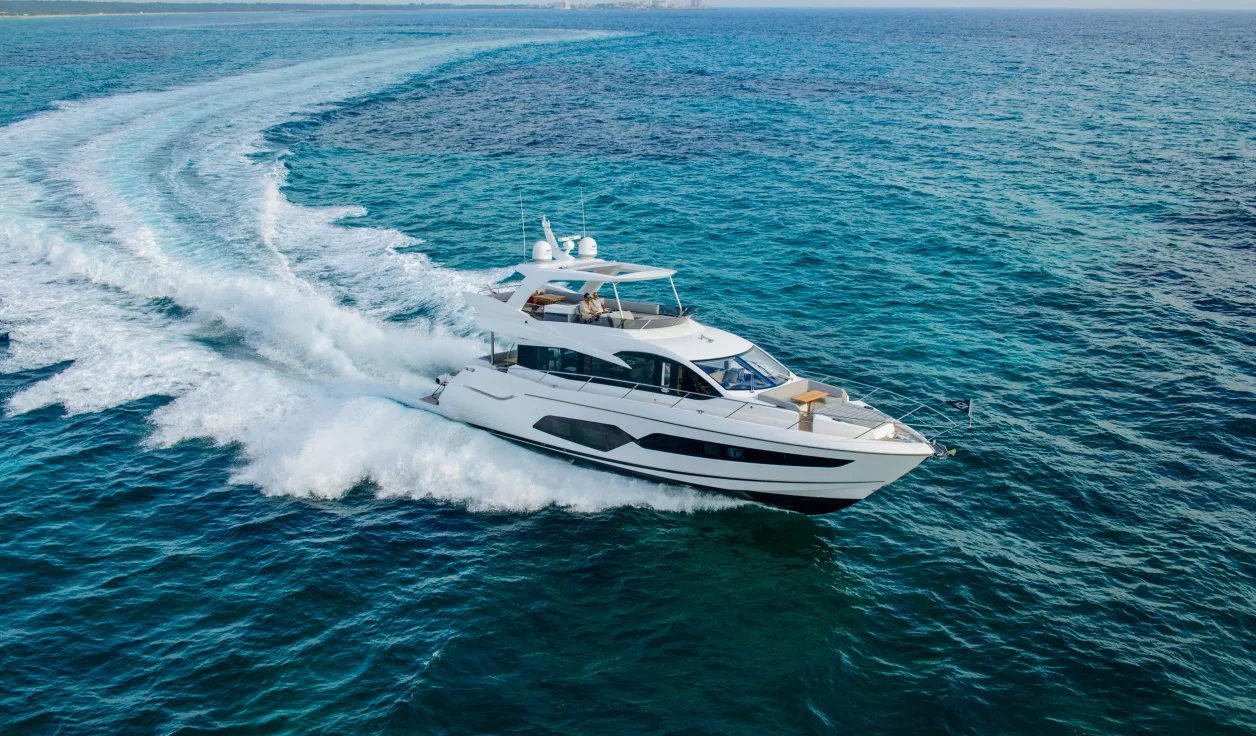 Моторная яхта Sunseeker Manhattan 66 - фото 2