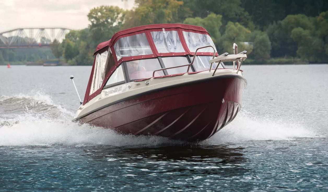 Катер Enigma 460 BR (Bow Rider) - фото 2